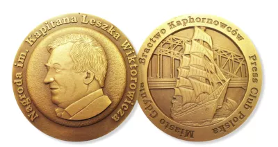 Medal-Nagrody-Wiktorowicza-Press-Club-Polska